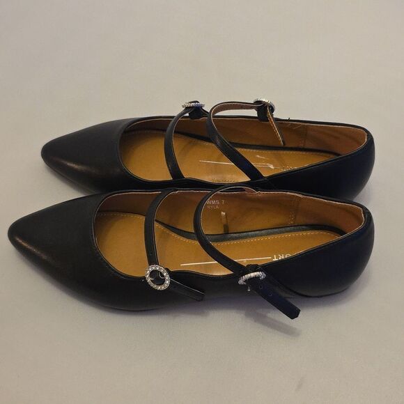 BRAND NEW REPORT RYLA POINTED TOE MARY JANE  WOMEN'S FLATS - Picture 6 of 15
